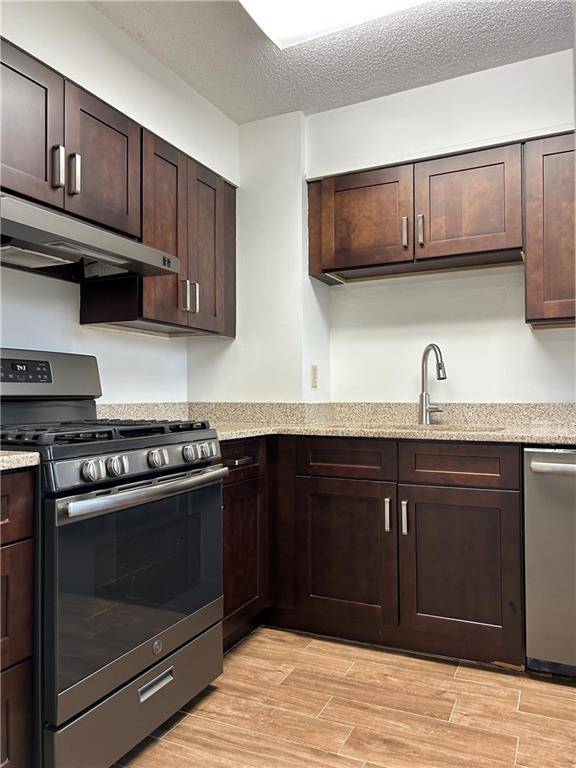 Atlanta, GA 30305,2479 Peachtree RD NE #317