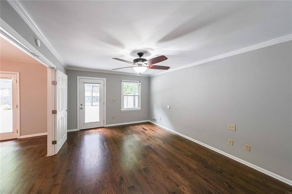 Alpharetta, GA 30022,9805 Buice RD