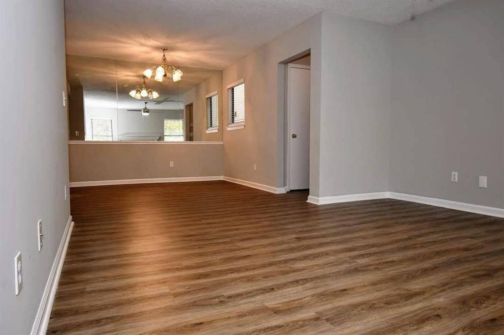 Atlanta, GA 30350,1605 Huntingdon Chase