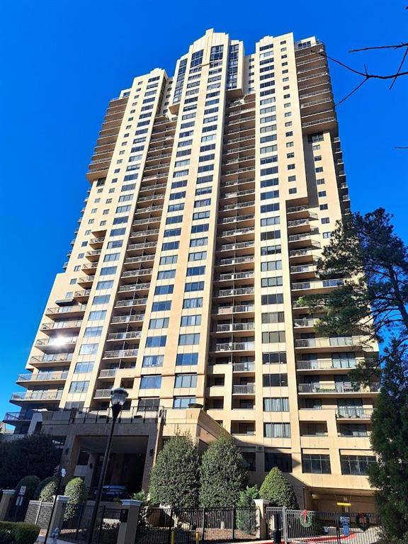 Atlanta, GA 30326,3481 LAKESIDE DR NE #2204