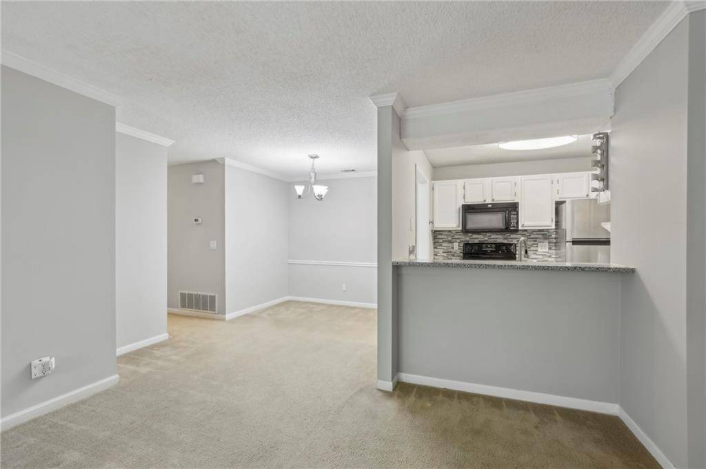 Atlanta, GA 30350,511 Barrington Hills DR