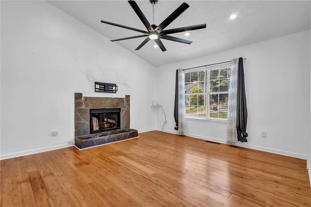 Douglasville, GA 30135,3860 Paint Cir