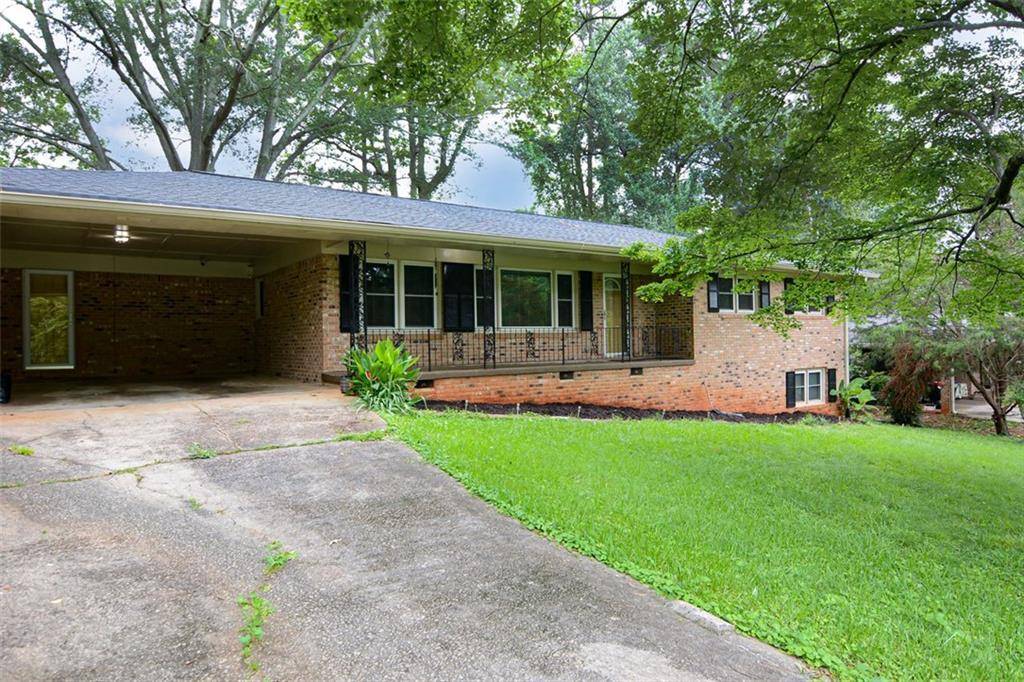 Stone Mountain, GA 30088,4852 PINE SHADOWS DR