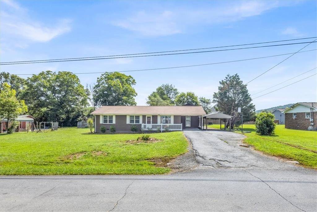 Calhoun, GA 30701,129 Green Meadow LN NE
