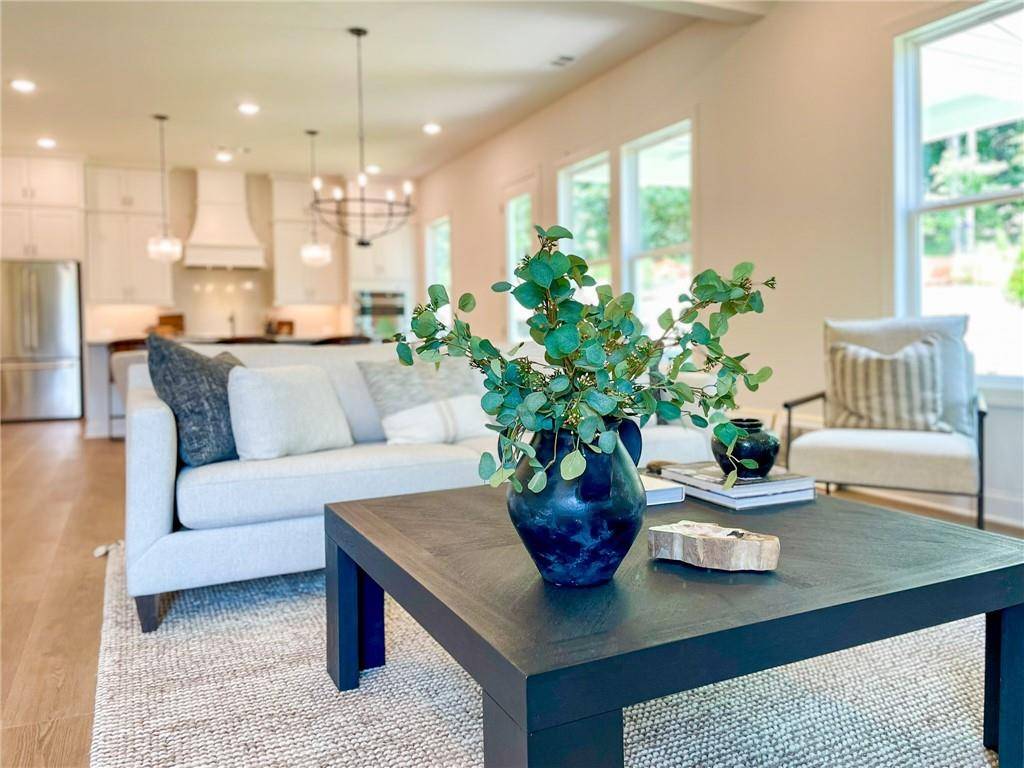 Powder Springs, GA 30127,715 Crest Line TRL