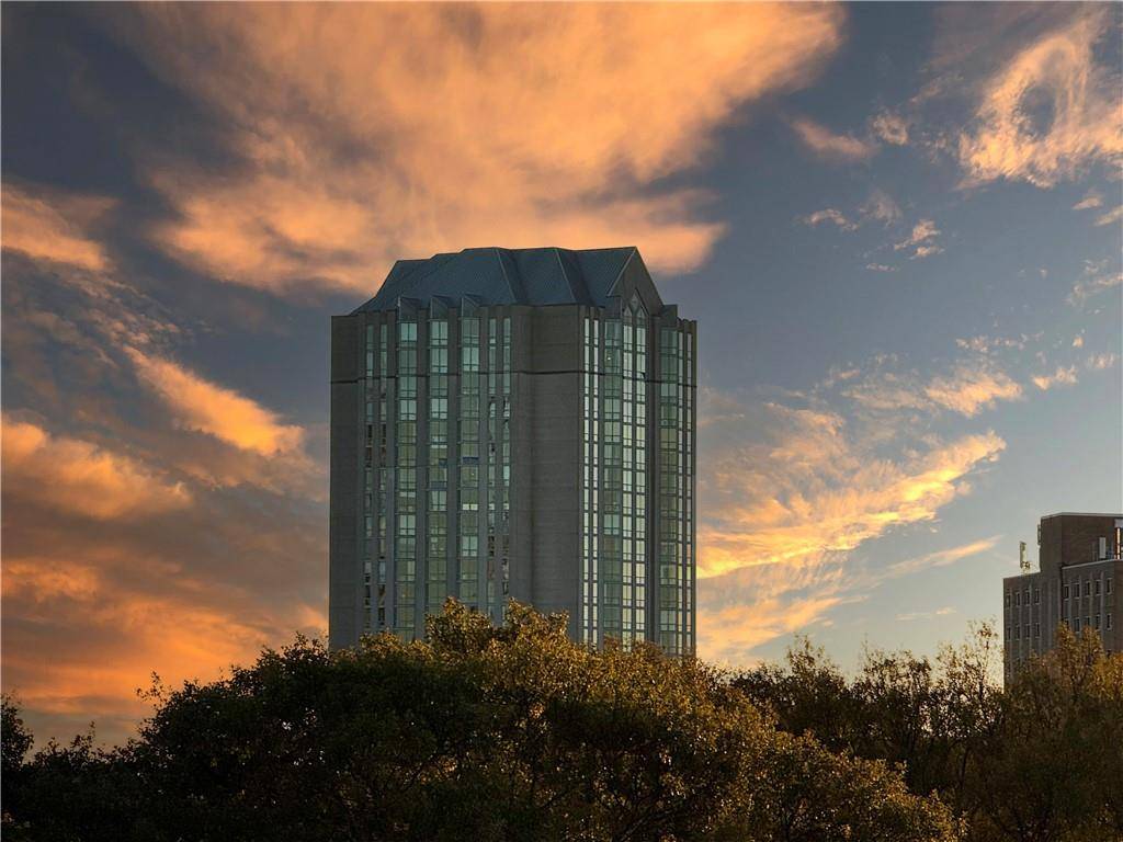 Atlanta, GA 30305,2870 Pharr Court South NW #2402