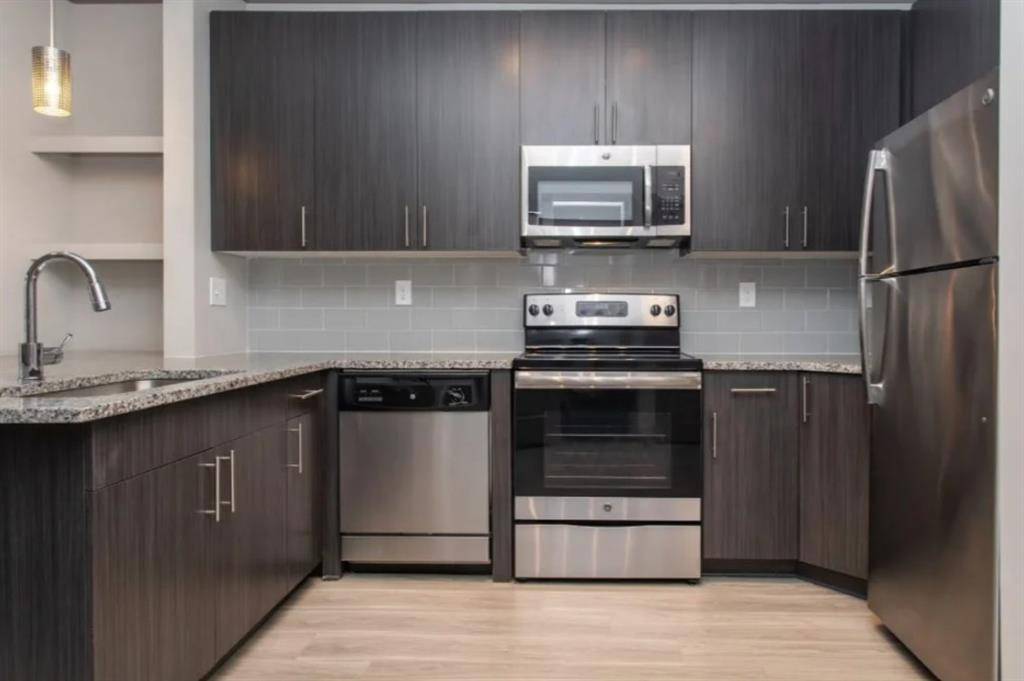 Sandy Springs, GA 30328,185 Cliftwood DR NE #219