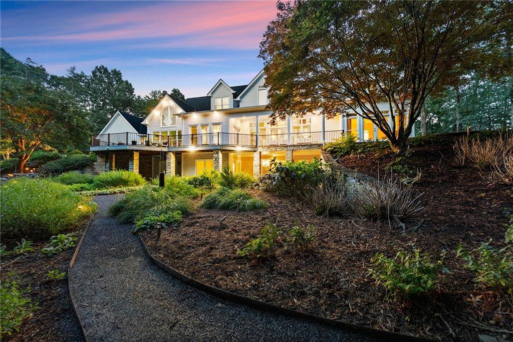 Dahlonega, GA 30533,77 Old River RD