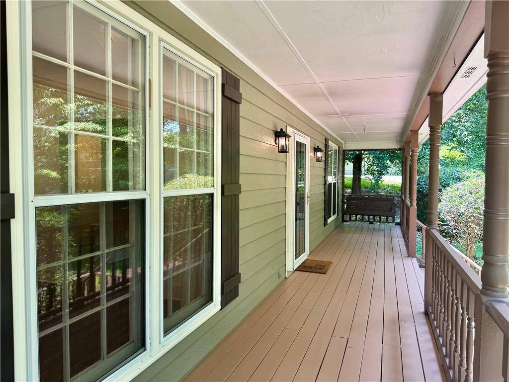 Woodstock, GA 30188,154 Junaluska DR