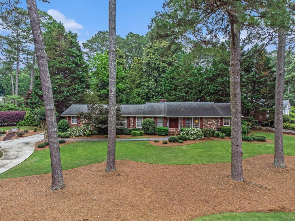Decatur, GA 30033,2221 Fairoaks RD