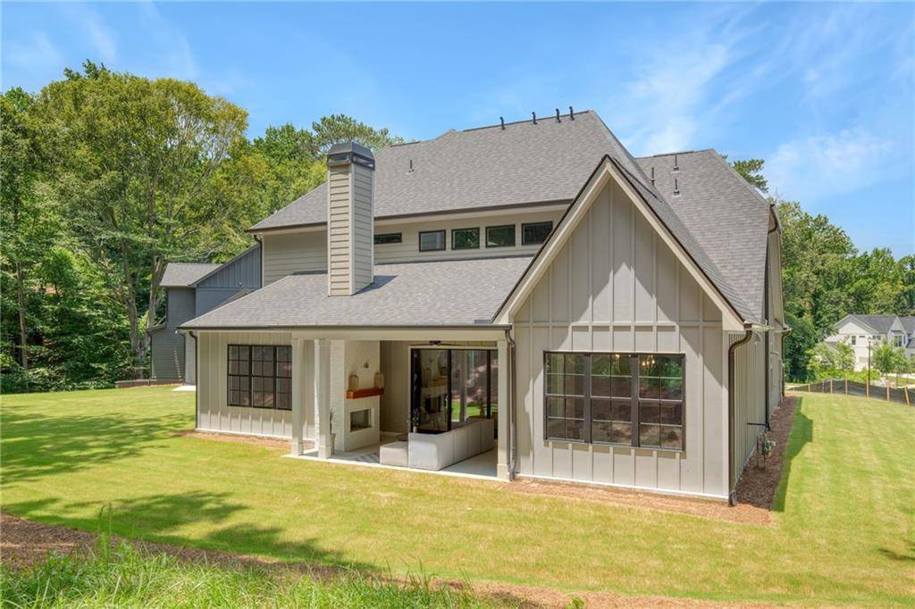 Peachtree Corners, GA 30092,3845 Town Farms Drive