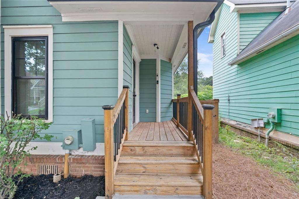 Atlanta, GA 30310,945 Oak ST SW
