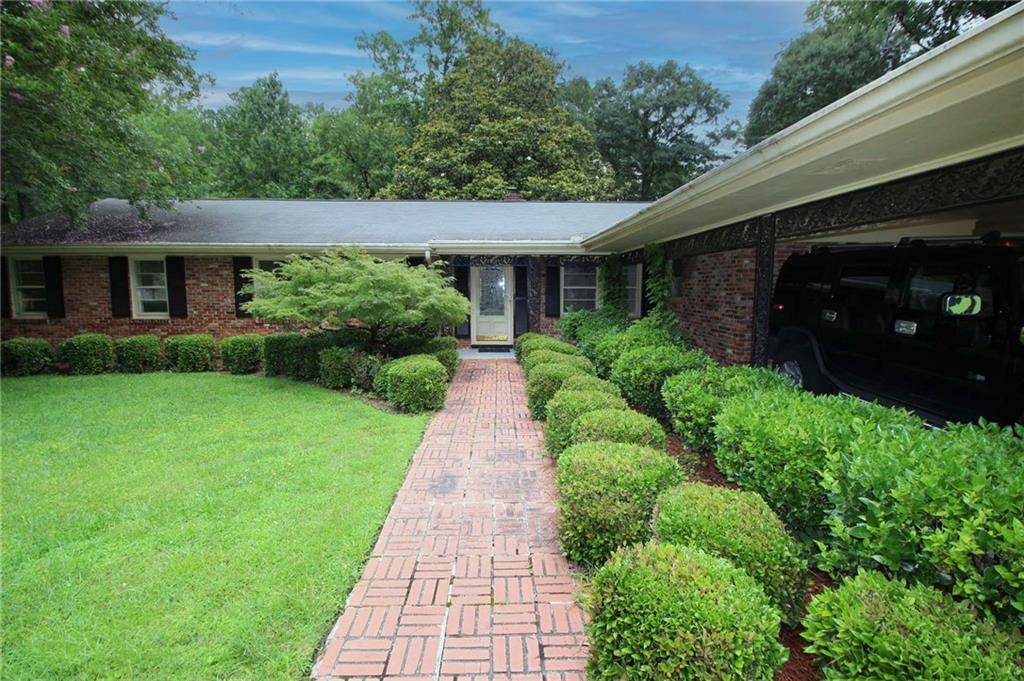 Sandy Springs, GA 30342,742 Starlight CT NE