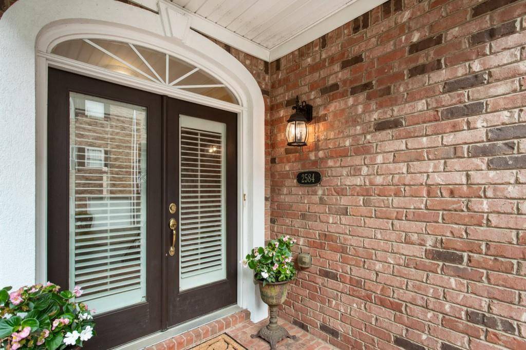 Brookhaven, GA 30319,2584 Oglethorpe CIR NE