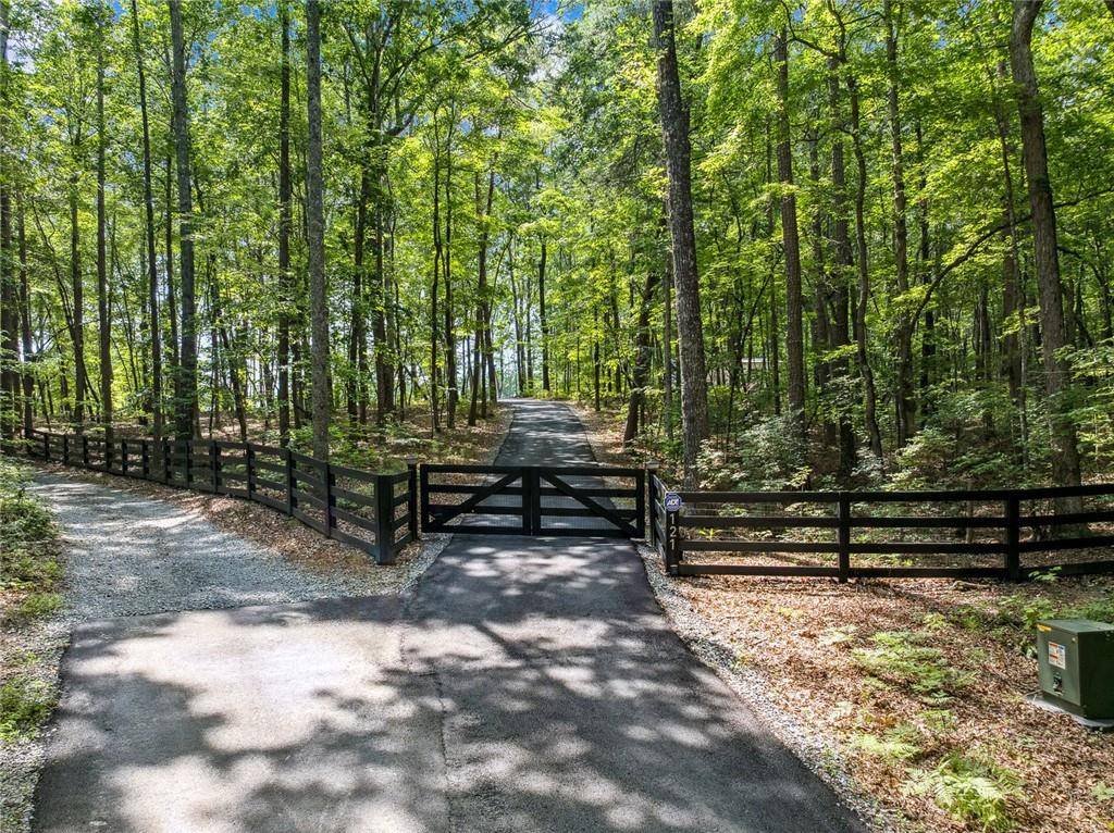 Talking Rock, GA 30175,121 White Pen Road RD