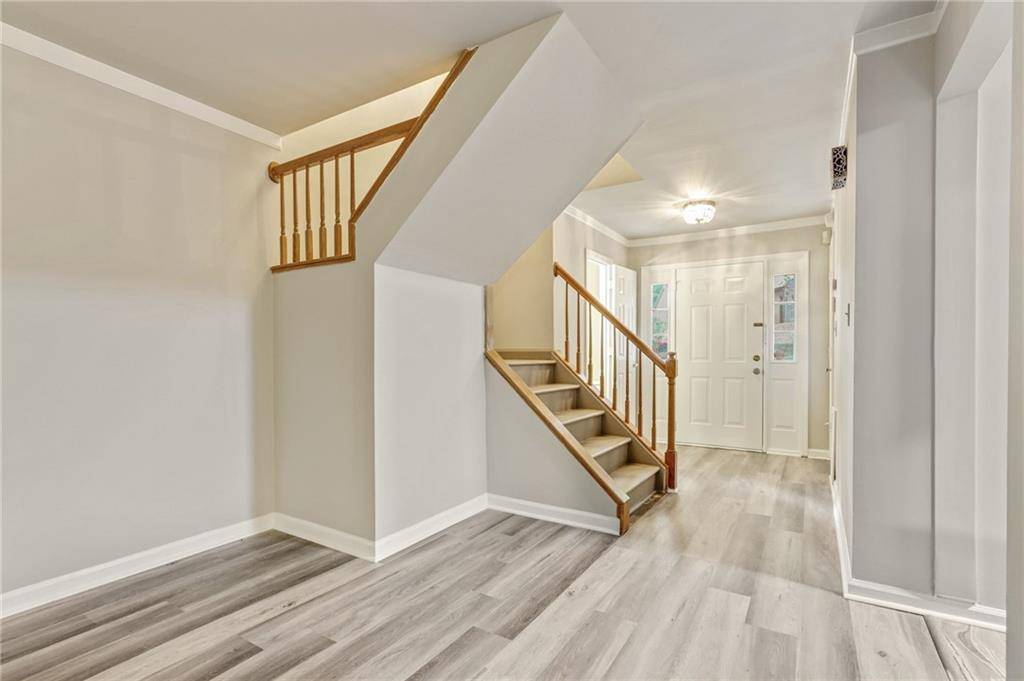 Norcross, GA 30093,6043 Wintergreen RD