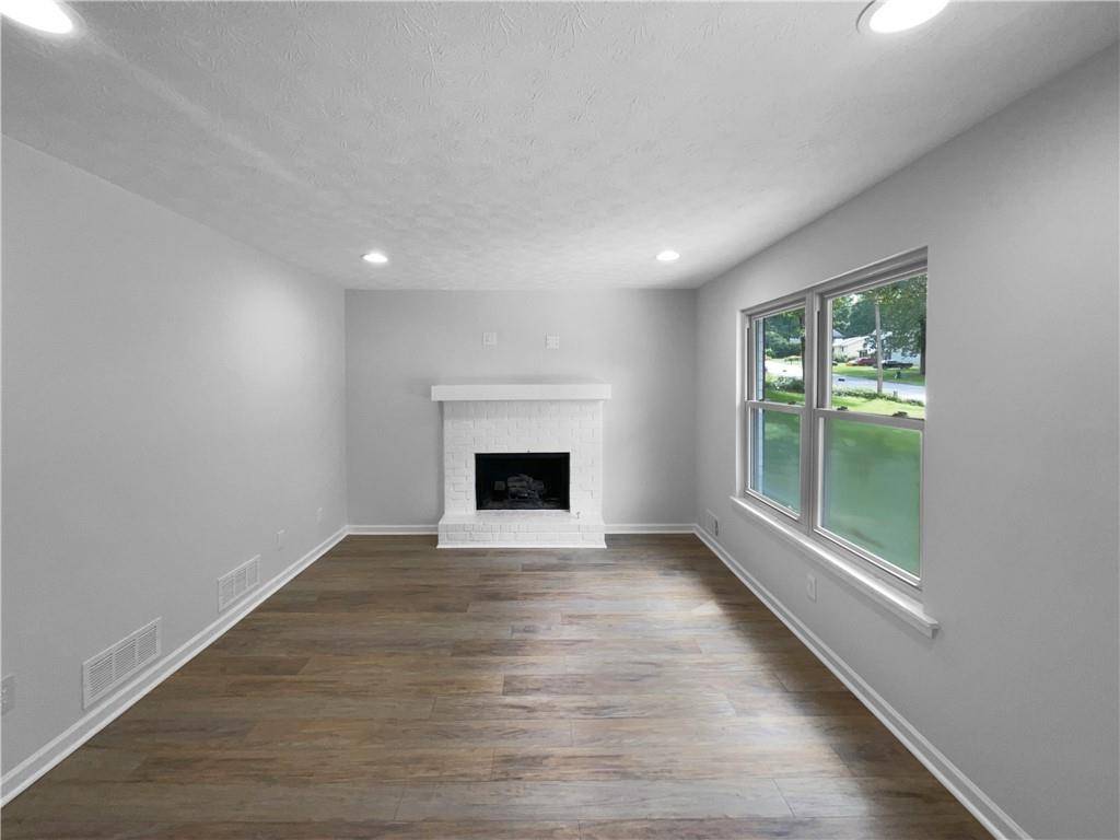 Snellville, GA 30039,3867 Cherie Glen RD