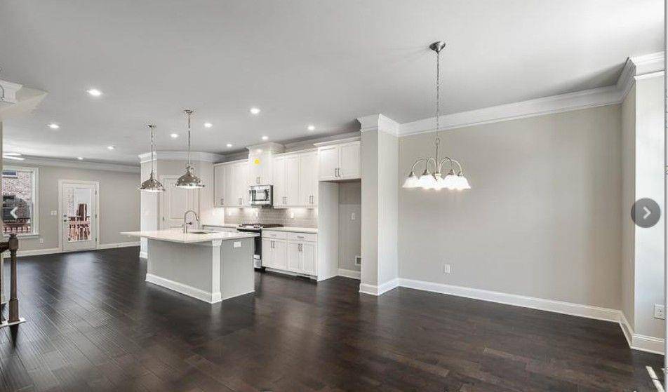 Brookhaven, GA 30319,1323 HARRIS WAY