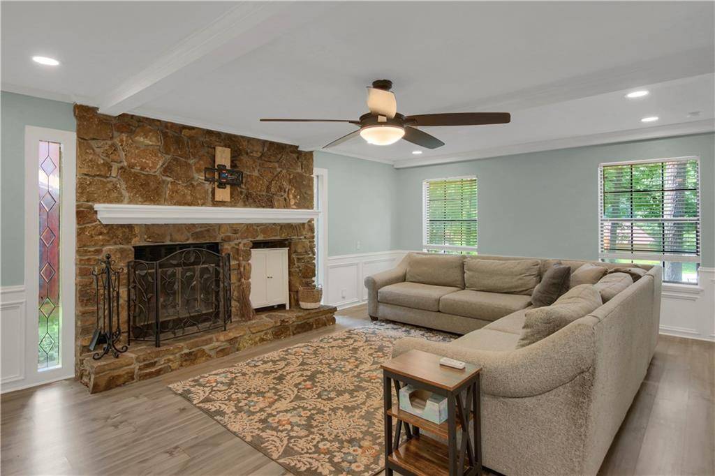 Stone Mountain, GA 30088,764 Post Road WAY
