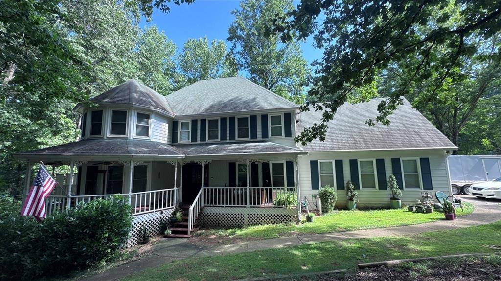 Woodstock, GA 30188,402 W Leslie CT