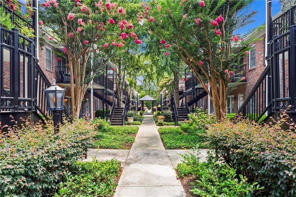 Atlanta, GA 30319,3675 Peachtree RD NE #27