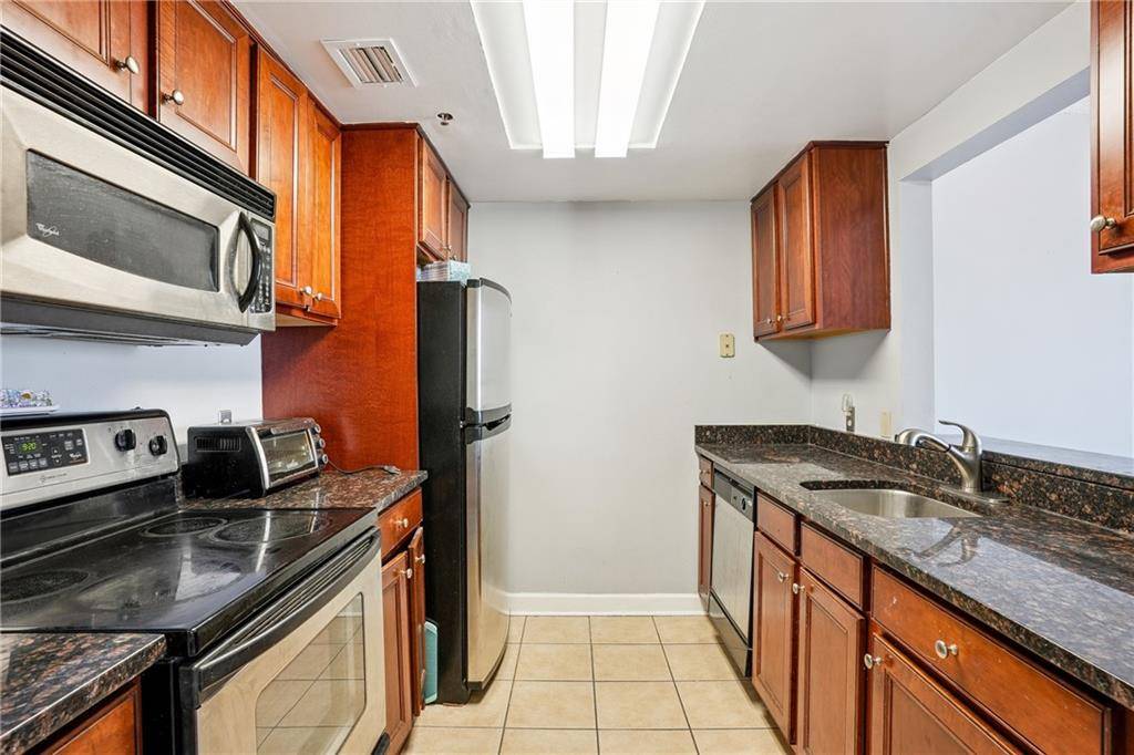 Atlanta, GA 30309,1280 W Peachtree ST NW #3705