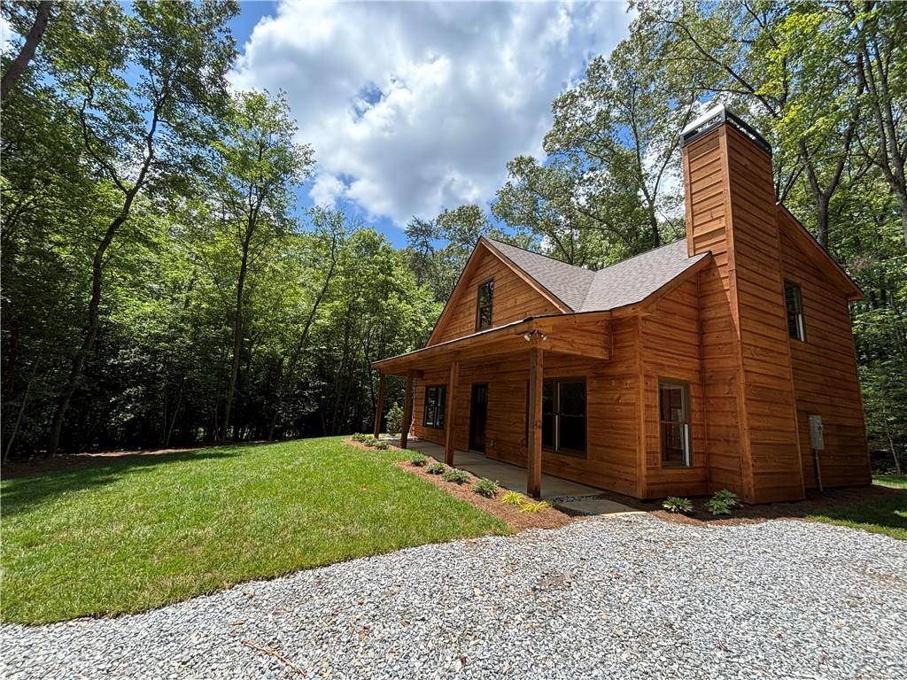 Dahlonega, GA 30533,256 AUTUMN HARVEST LN