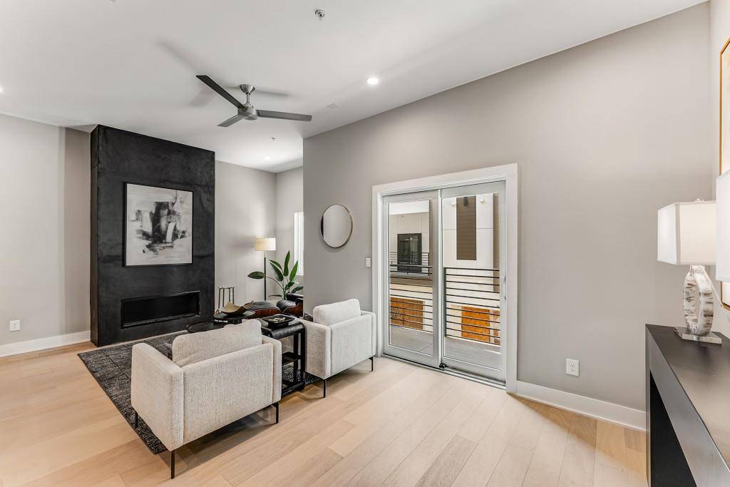 Atlanta, GA 30307,1099 North AVE NE #12