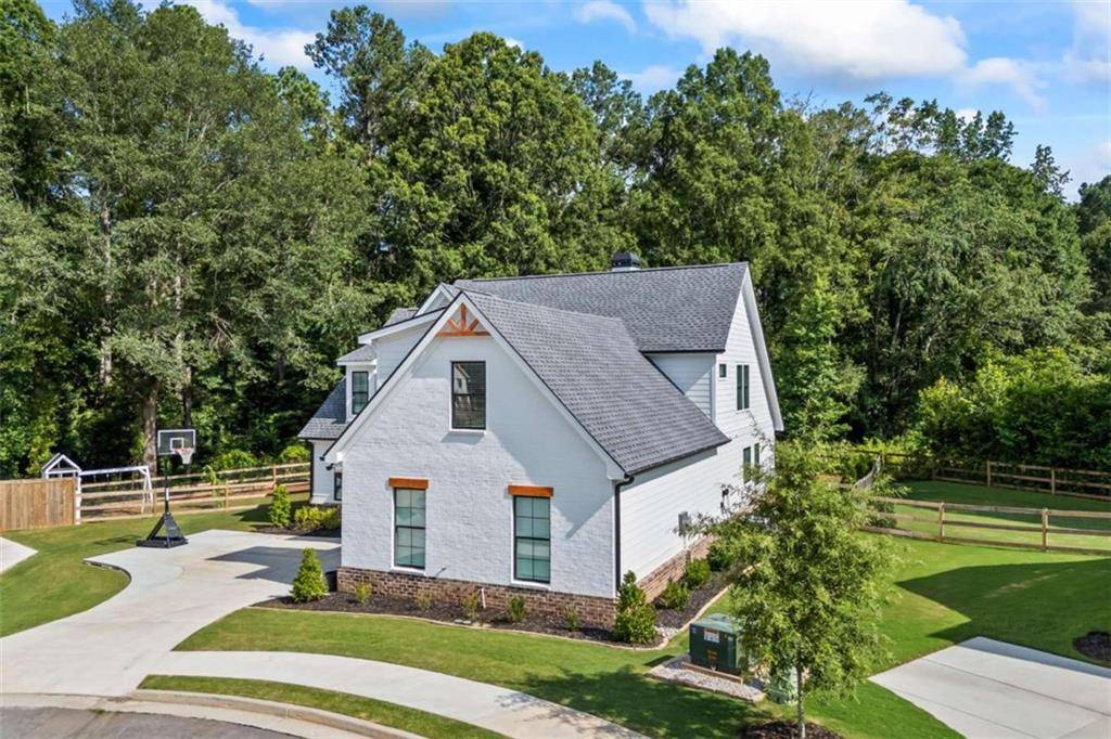 Monroe, GA 30655,509 Mill Farm LN