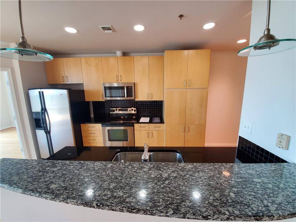 Atlanta, GA 30309,923 Peachtree ST NE #1036
