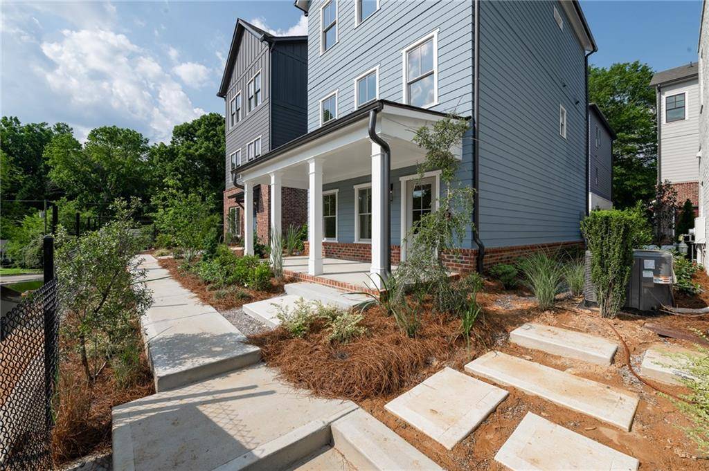 Atlanta, GA 30354,3272 Stillwood WAY