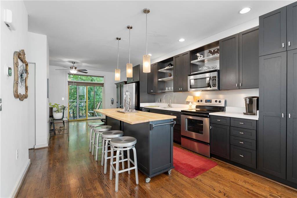 Atlanta, GA 30318,1346 Peter Haughton WAY NW #Unit 2