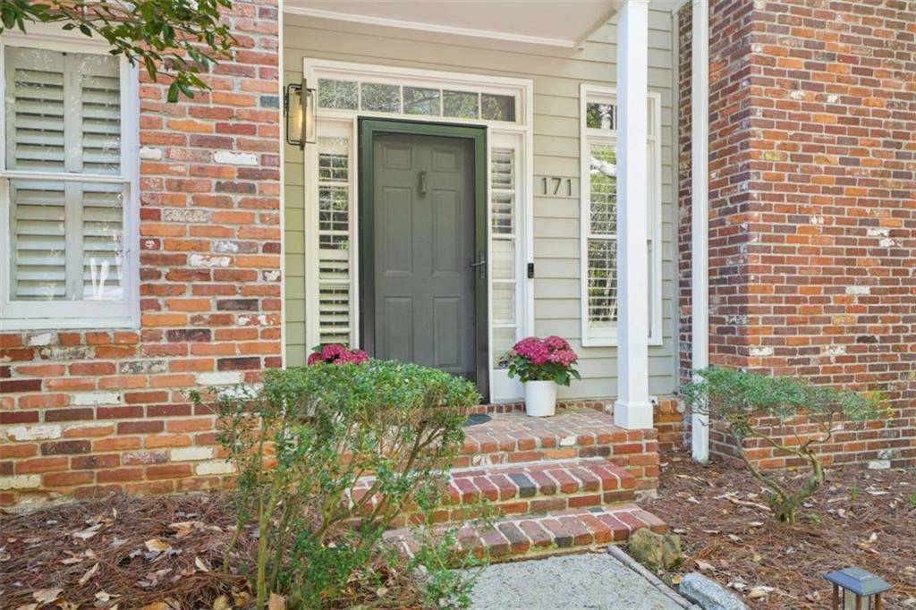 Roswell, GA 30075,171 Riverview TRL