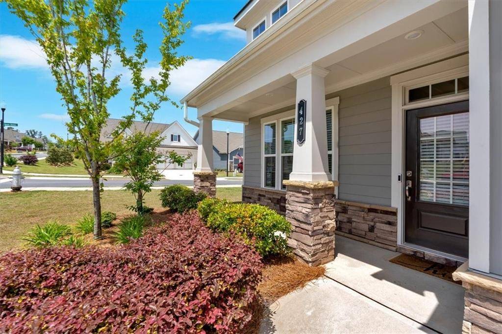 Canton, GA 30114,427 BLUFFS VIEW LN