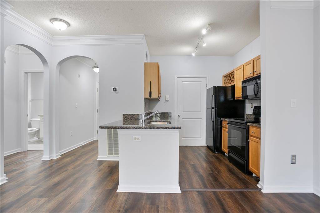 Atlanta, GA 30338,4333 Dunwoody PARK #1211