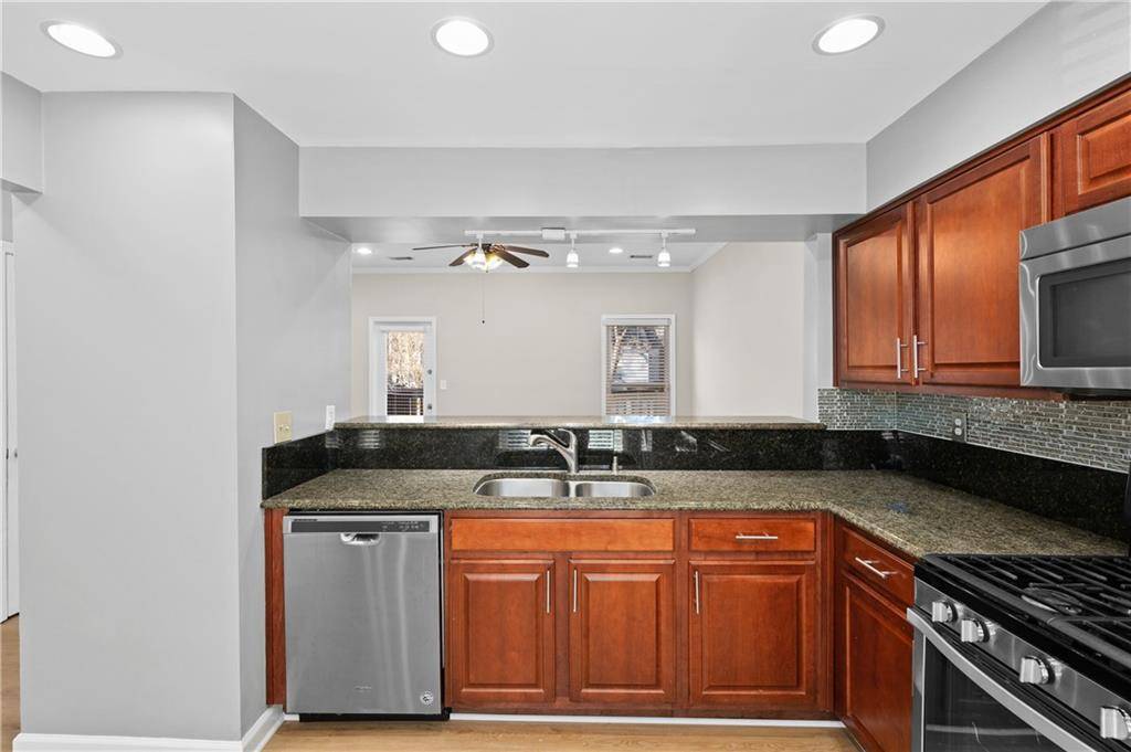 Sandy Springs, GA 30350,410 Wedgewood WAY