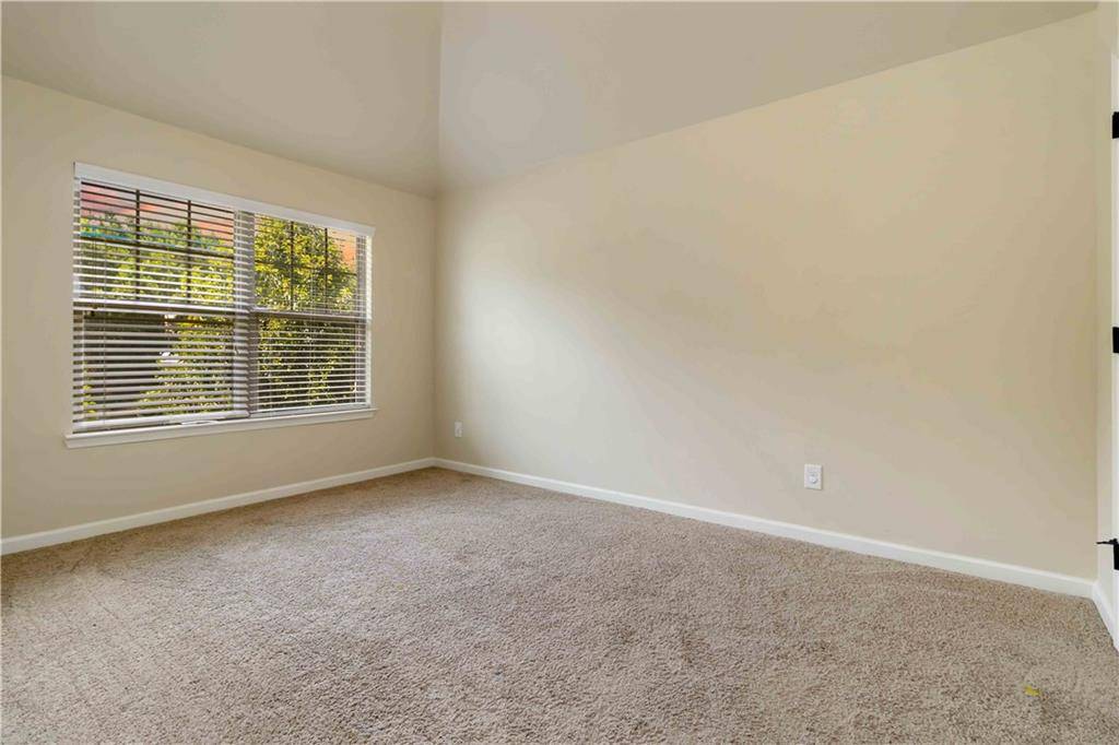 Fairburn, GA 30213,4249 CAVEAT CT