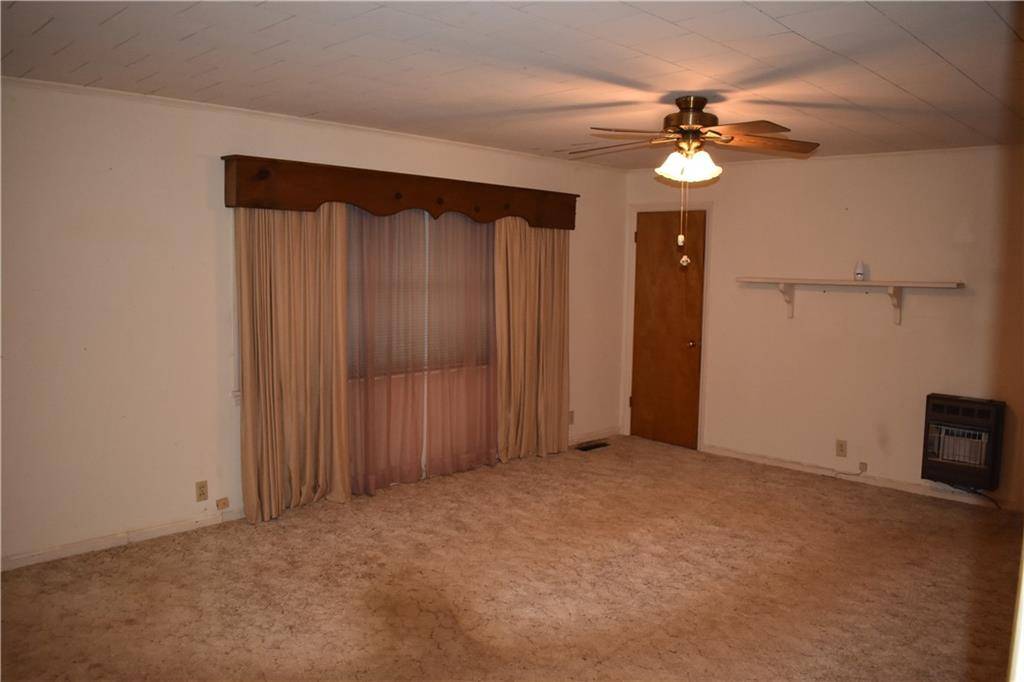 Cornelia, GA 30531,115 Wood ST