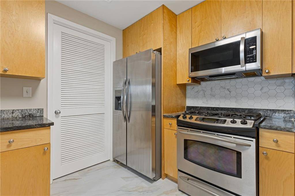 Atlanta, GA 30326,3338 Peachtree RD #APT 403