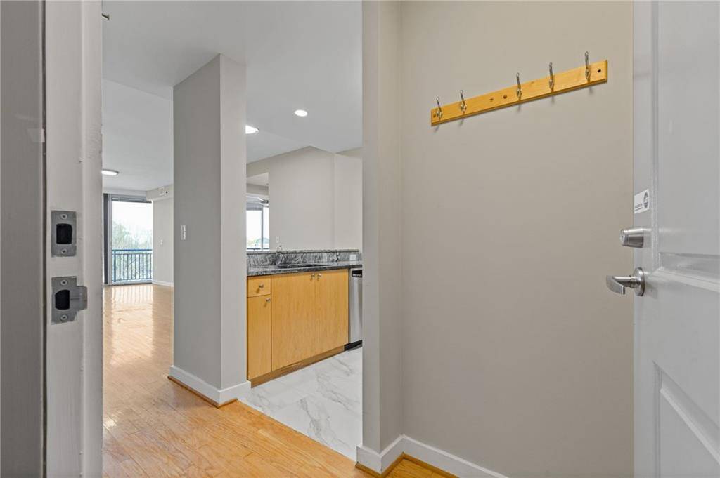 Atlanta, GA 30326,3338 Peachtree RD #APT 403