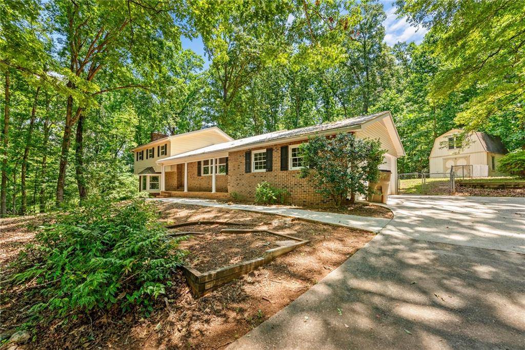 Gainesville, GA 30506,4848 Red Oak DR