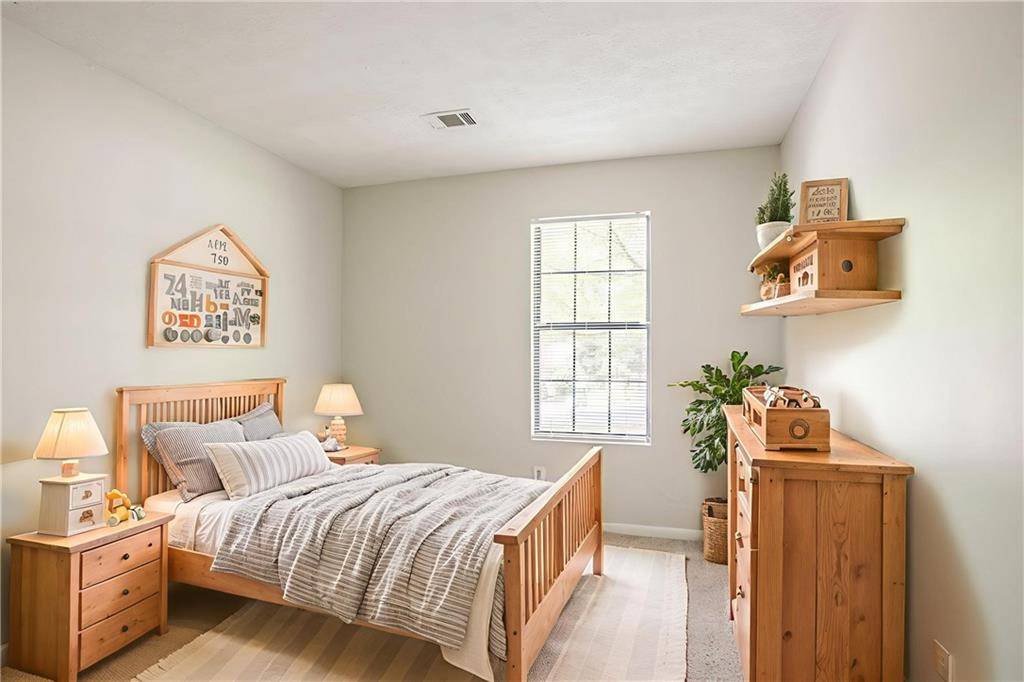 Stone Mountain, GA 30088,914 Hemingway RD