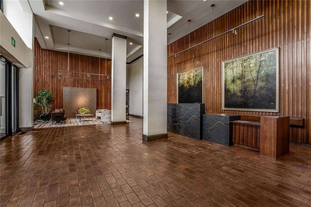 Atlanta, GA 30305,2575 Peachtree RD NE #7F