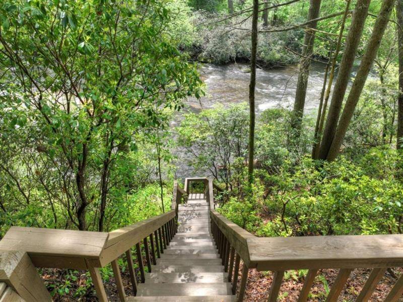 Suches, GA 30572,28452 Morganton HWY