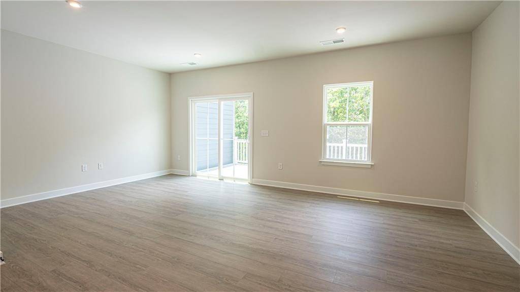Sugar Hill, GA 30518,961 WOODS CHAPEL ROAD