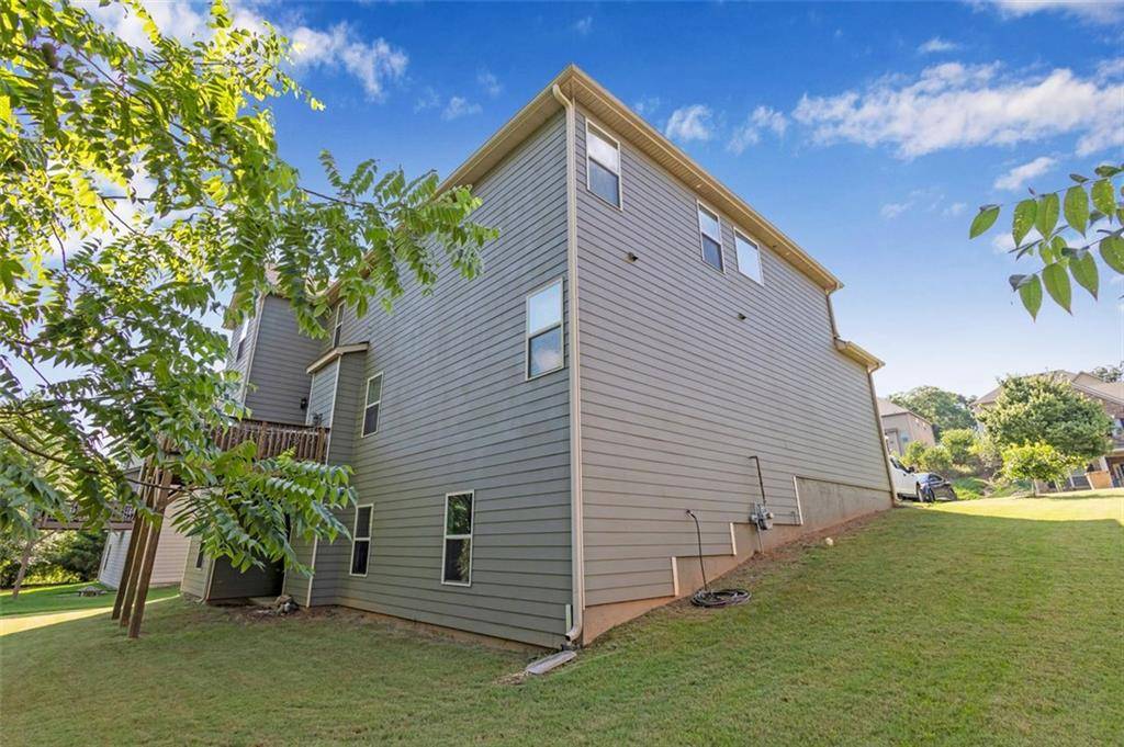 Braselton, GA 30517,908 RAINSONG CT