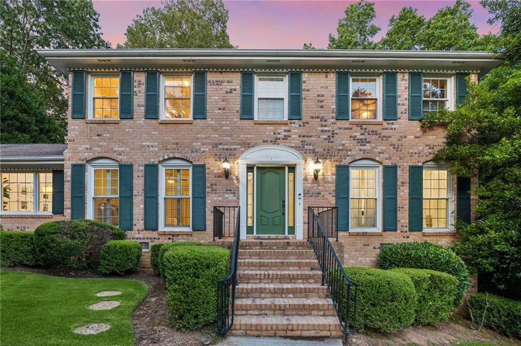 Atlanta, GA 30338,5262 Lakesprings DR
