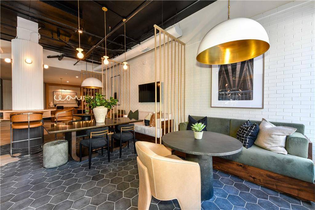 Atlanta, GA 30324,508 Main ST NE #B3