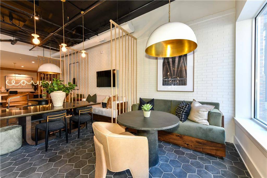 Atlanta, GA 30324,508 Main ST NE #B3