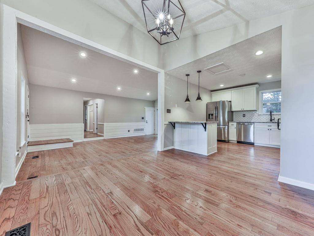 Woodstock, GA 30188,110 Pioneer DR